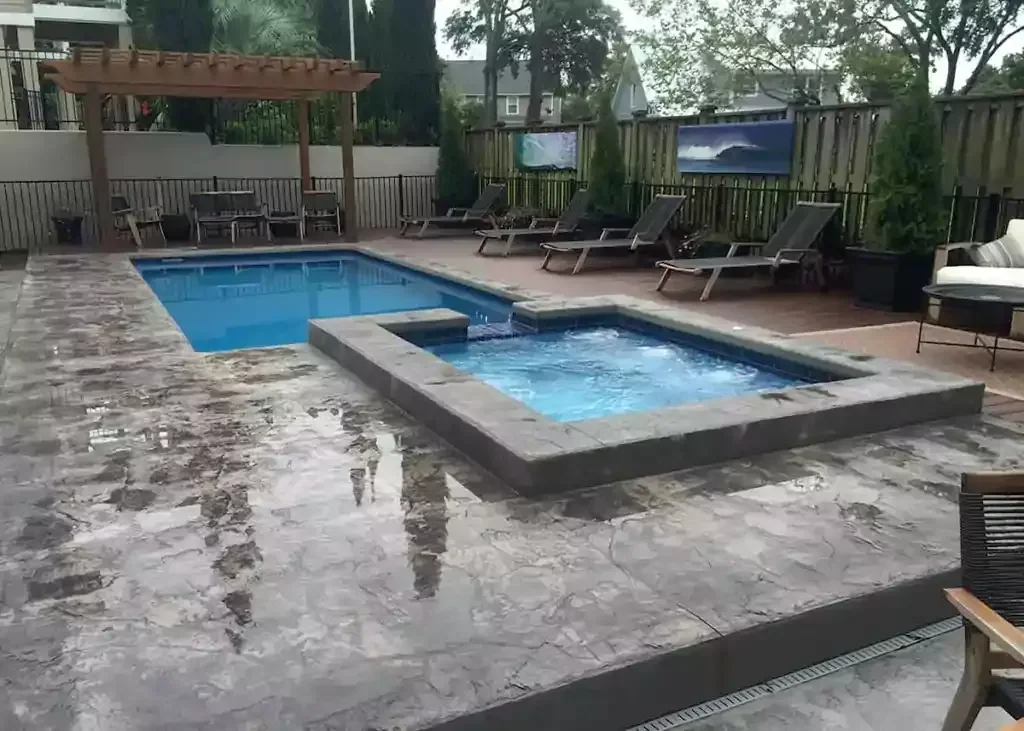 delray model slide 7